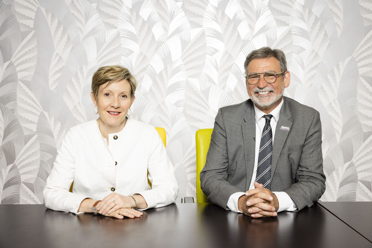 découvrez comment nous contacter par mail pour toutes vos questions sur l'intérim. obtenez des réponses rapides et précises sur nos services, nos offres d'emploi et notre accompagnement personnalisé.