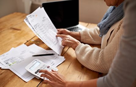 découvrez les tarifs des contrats de prévoyance pour protéger votre avenir et celui de vos proches. comparez les offres et trouvez la solution qui vous convient le mieux en matière de sécurité financière.